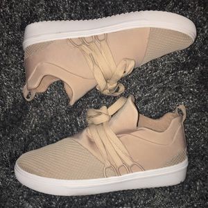 Steve Madden sneakers